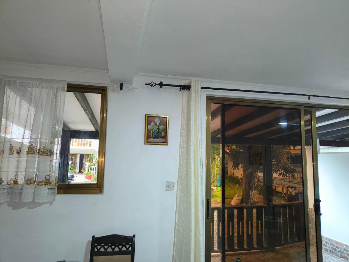 Alpha & Omega Apartment Seychelles Beau Vallon  Exterior foto