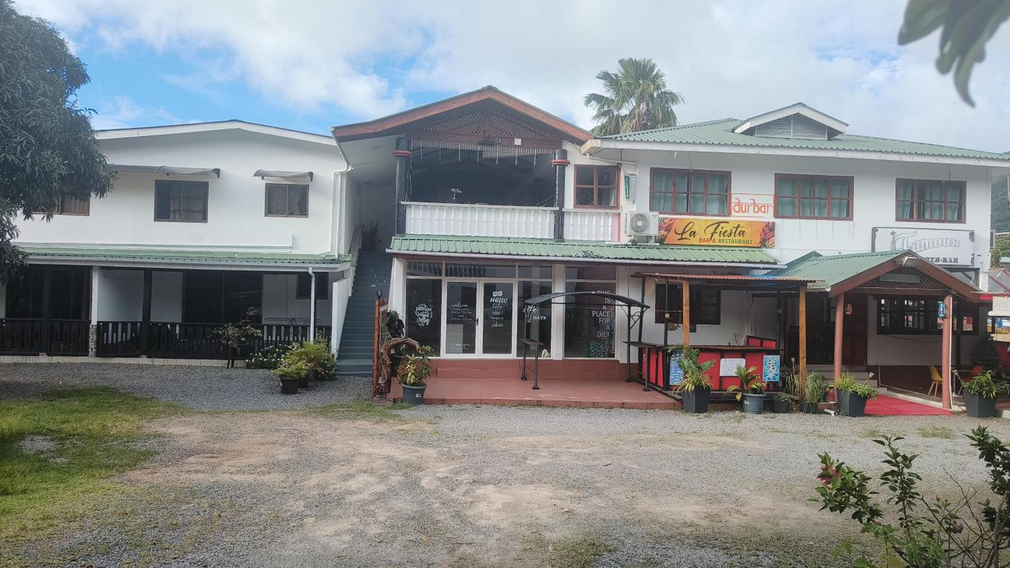 Alpha & Omega Apartment Seychelles Beau Vallon  Exterior foto